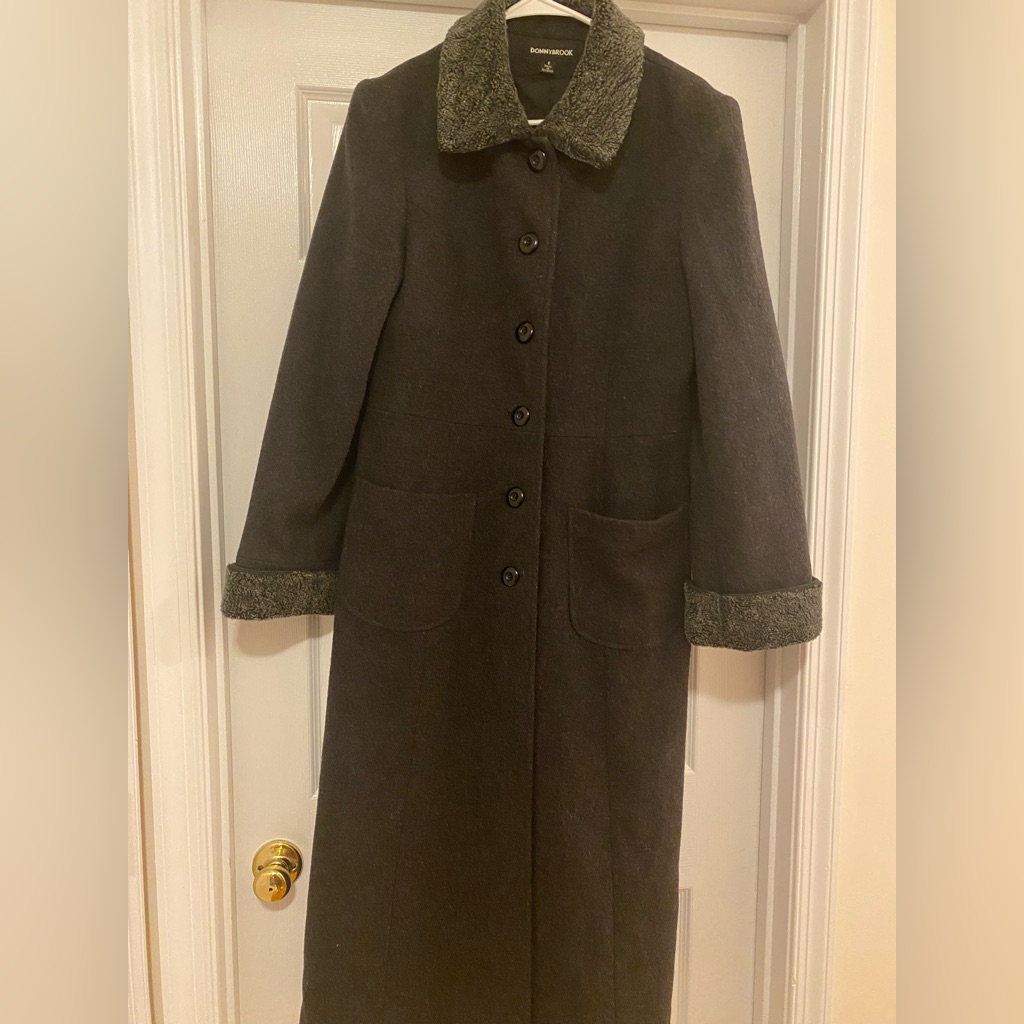 Beautiful Vintage Donnybrook Wool Coat